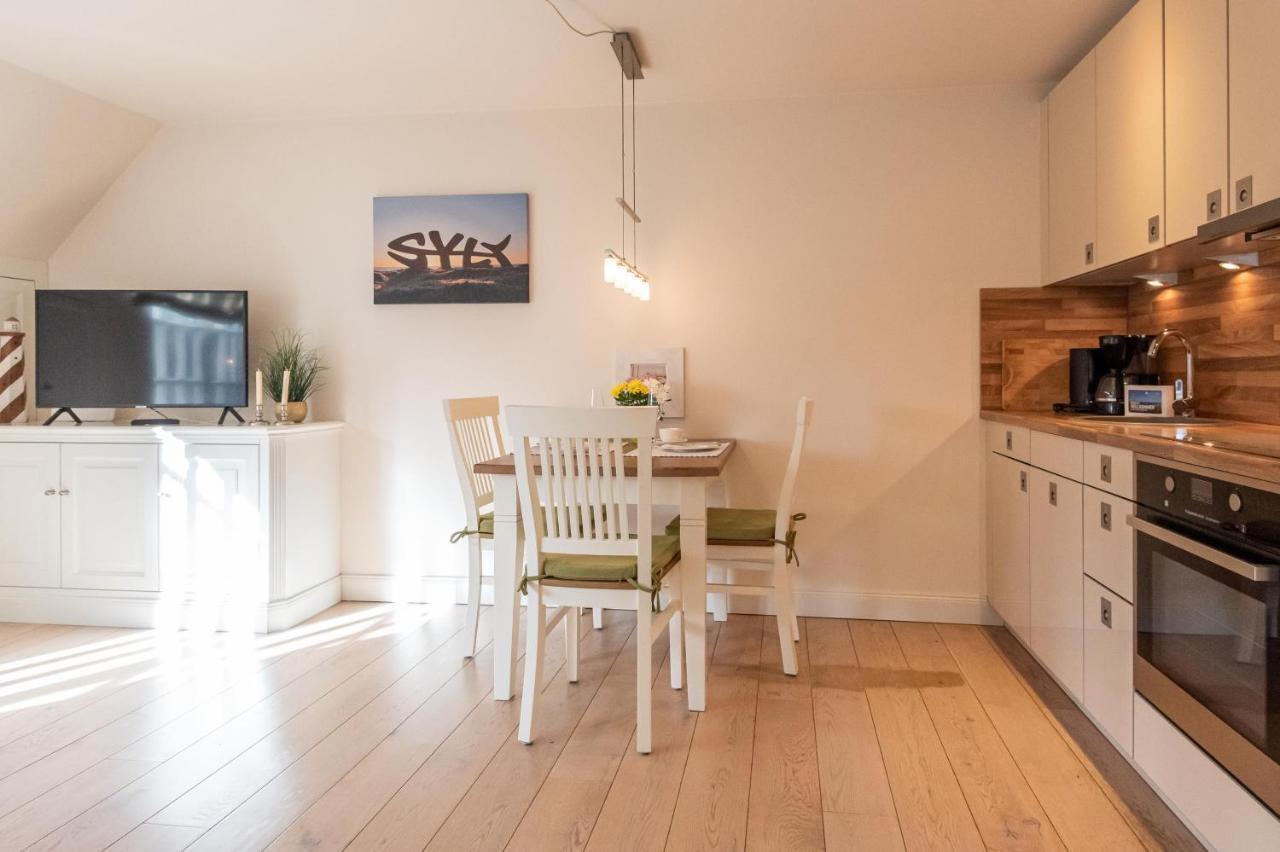 Landhaus, App F